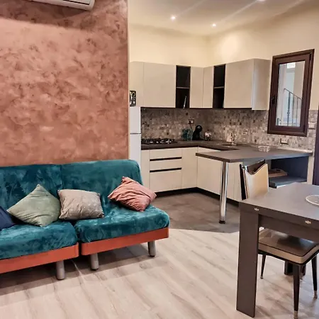 Apartment Le Nonne House - - Free Parking