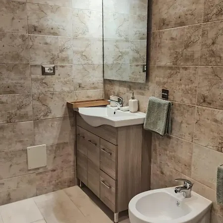 Le Nonne House - - Free Parking * 阿塞米尼